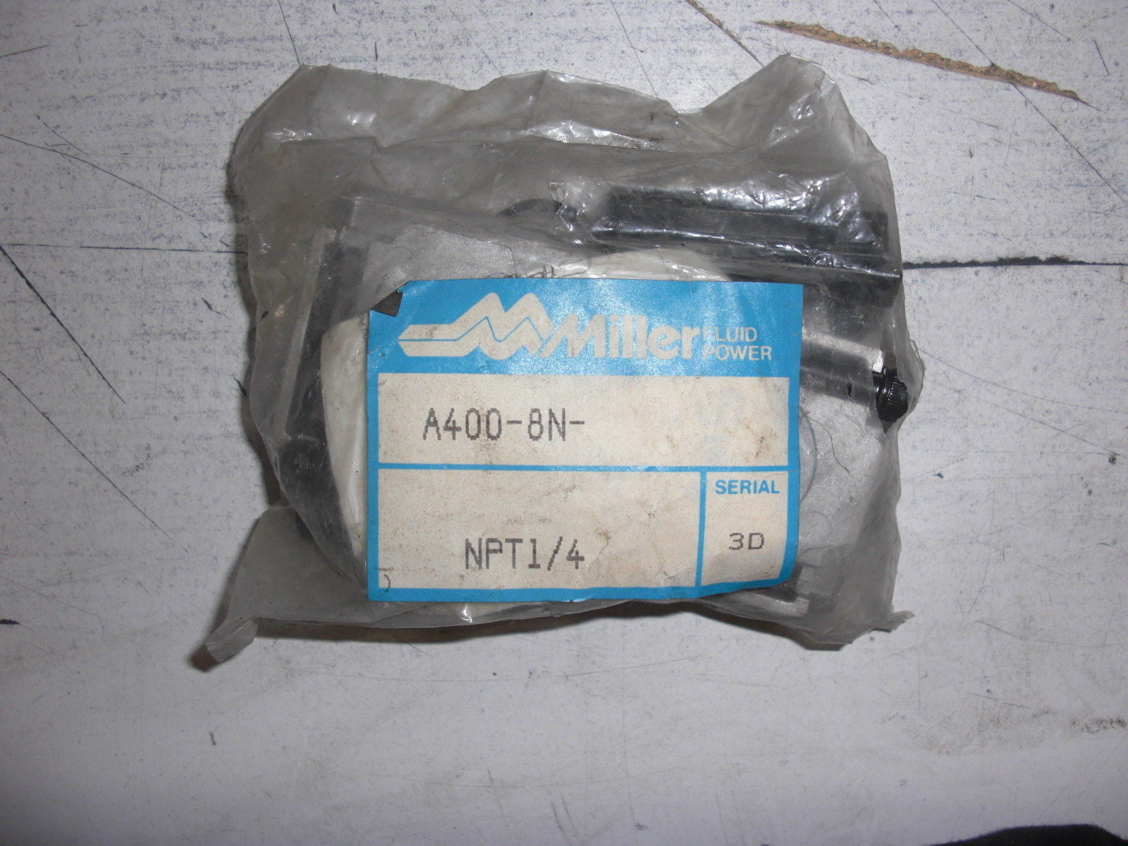 MILLER FLUID POWER A400-8N *NEW NO BOX*