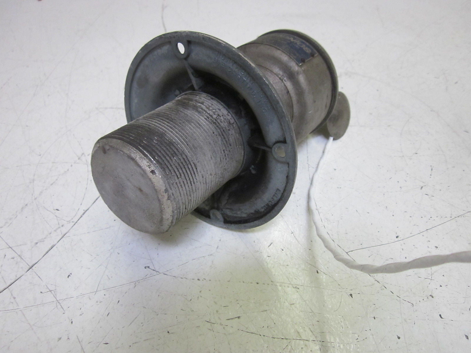 MILLTRONICS MSP-3 MOTION SENSING PROBE 40 TO 500 DEGREE F (AS IS)   *USED*