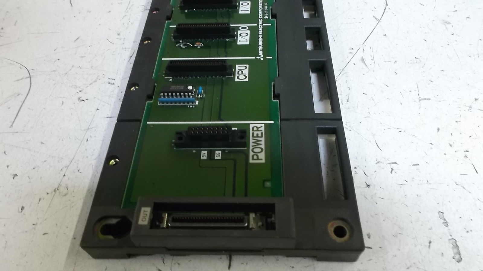 MITSUBISHI A1S35B RACK BASE 5 SLOT *USED*