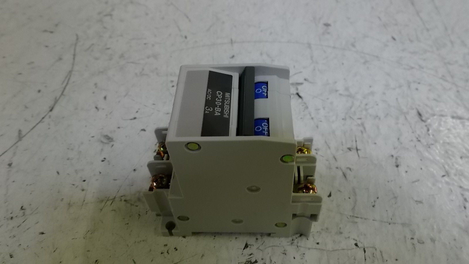 MITSUBISHI CP30-BA-2P-3A CIRCUIT PROTECTOR 3A *NEW IN BOX*