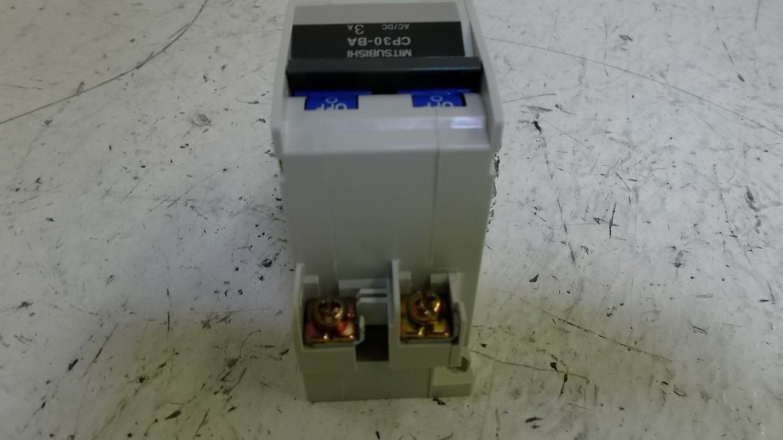 MITSUBISHI CP30-BA-2P-3A CIRCUIT PROTECTOR 3A *NEW IN BOX*
