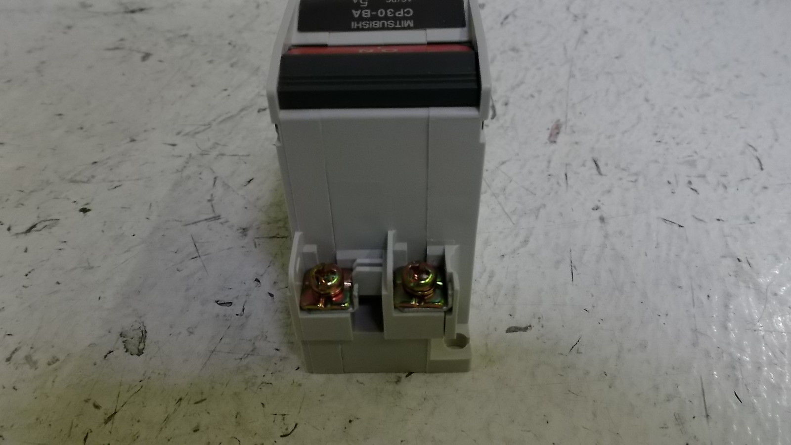 MITSUBISHI CP30-BA-2P-5A CIRCUIT PROTECTOR 5A *NEW IN BOX*