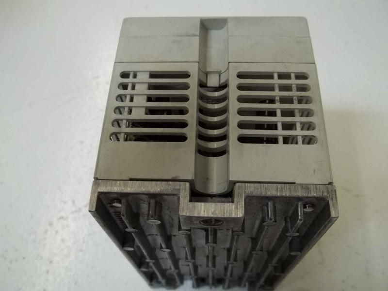 MITSUBISHI FR-E520-0.1K-NA *USED*