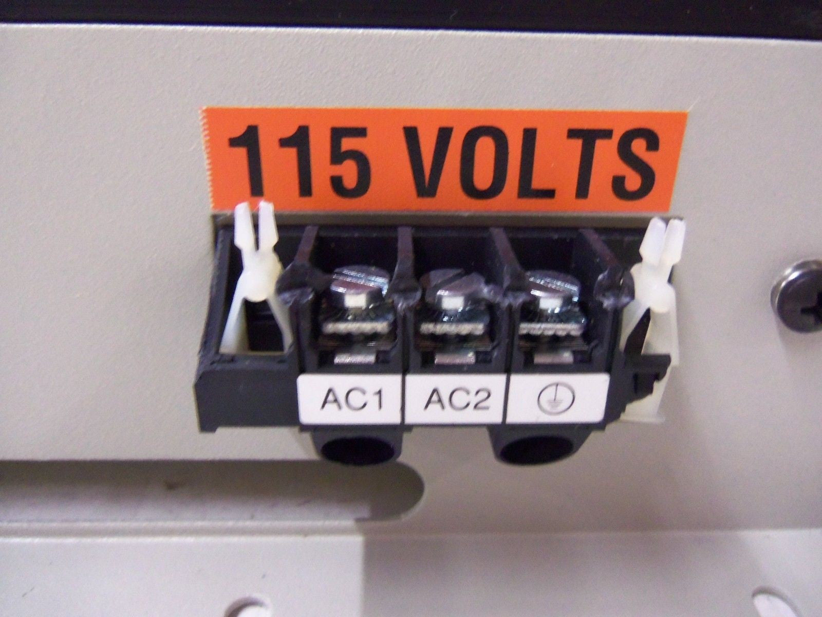 MODICON 110-200 (PART BROKE ON SIDE) *NEW NO BOX*