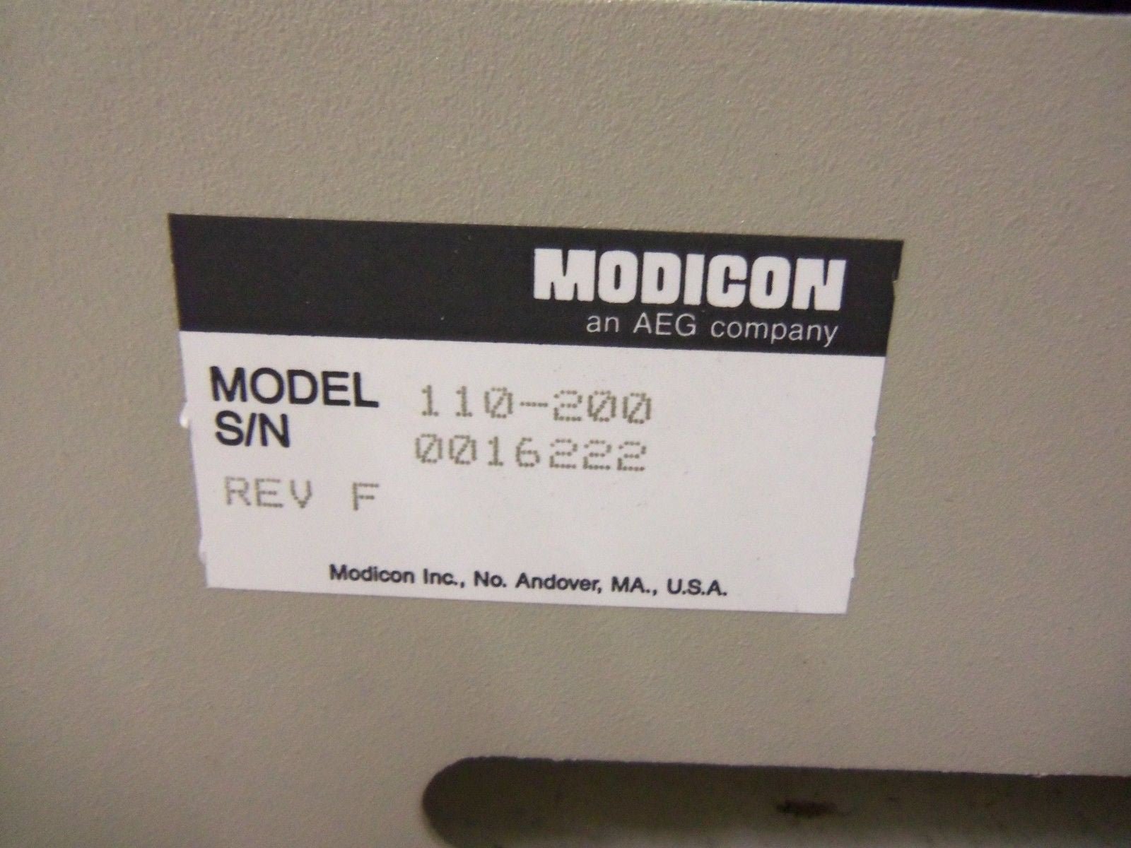 MODICON 110-200 (PART BROKE ON SIDE) *NEW NO BOX*