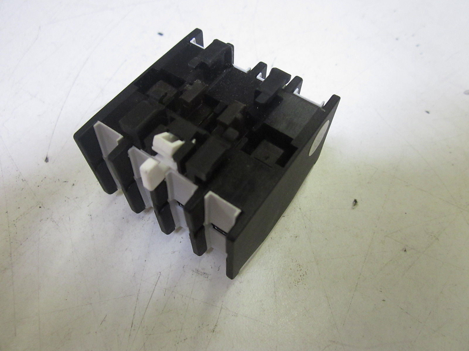 MOELLER 40D1L *NEW NO BOX*