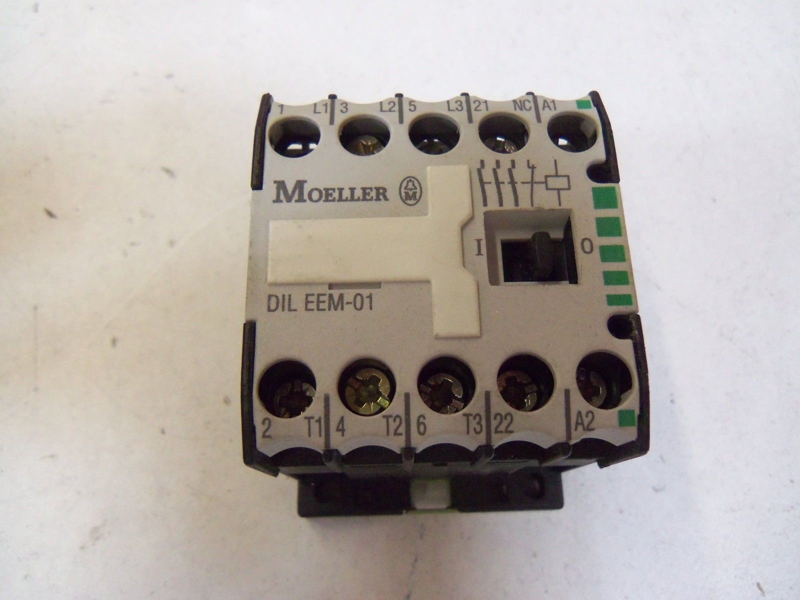 MOELLER DILEEM-01 120V *USED*