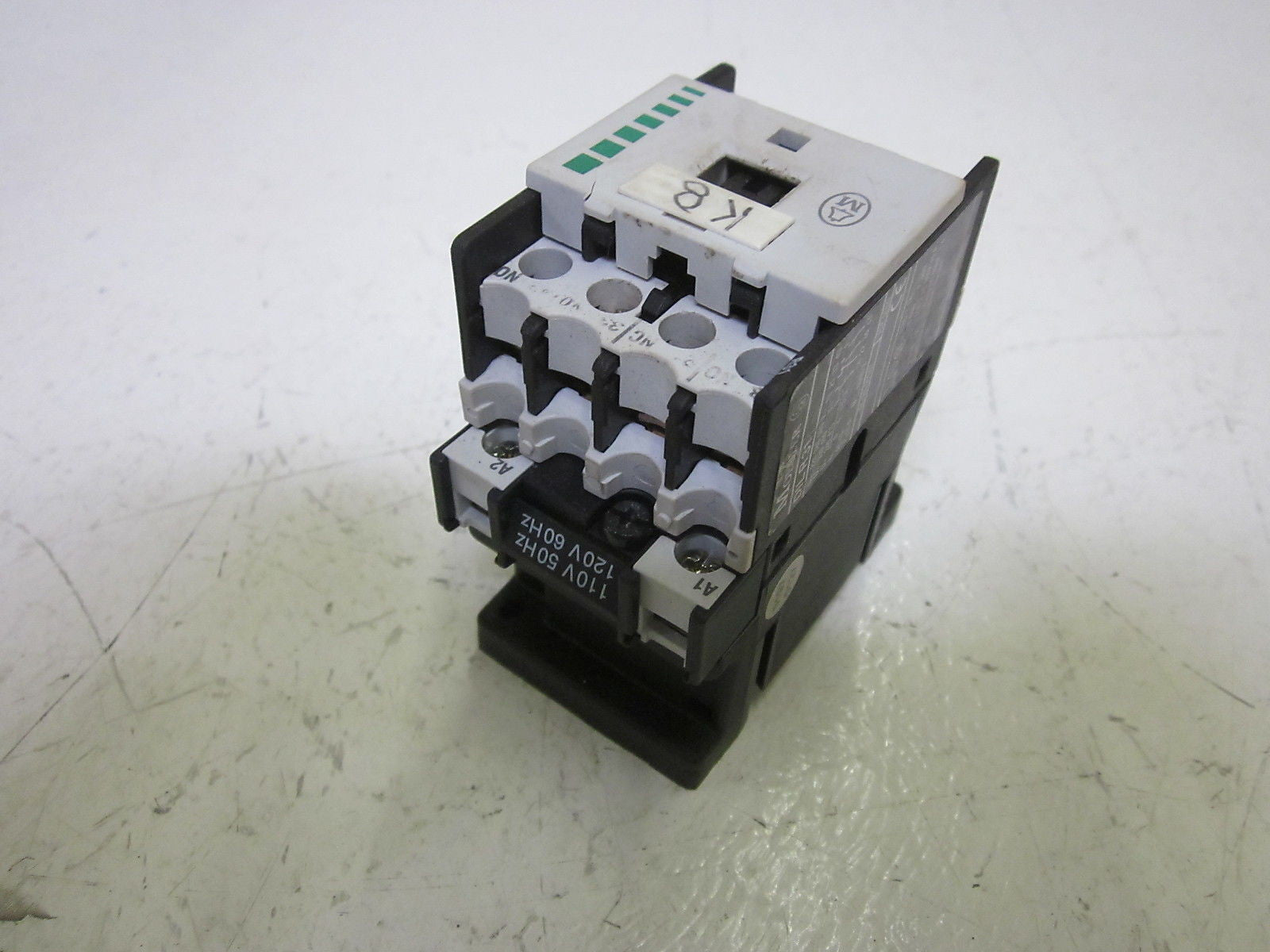 MOELLER DILR31 CONTACTOR RELAY 120V *USED*