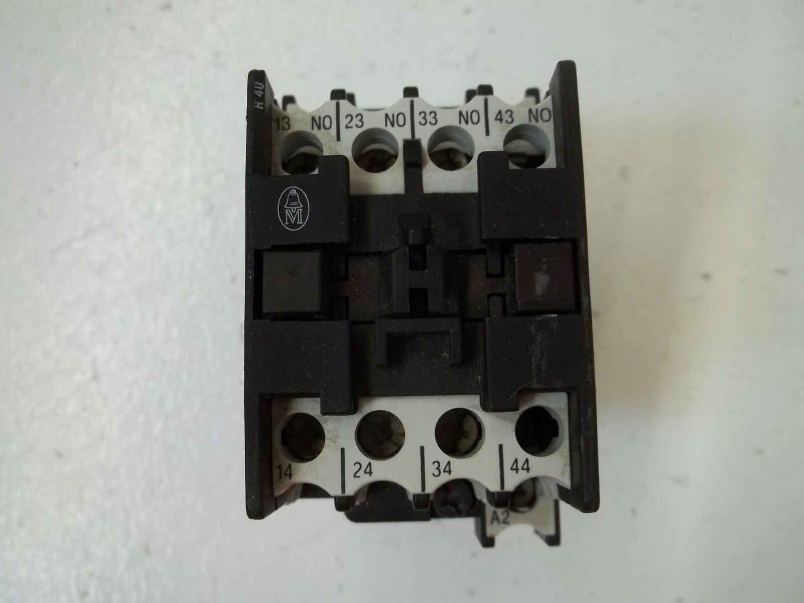 KLOCKNER MOELLER DILR40-G CONTACTOR RELAY 24VDC *USED*