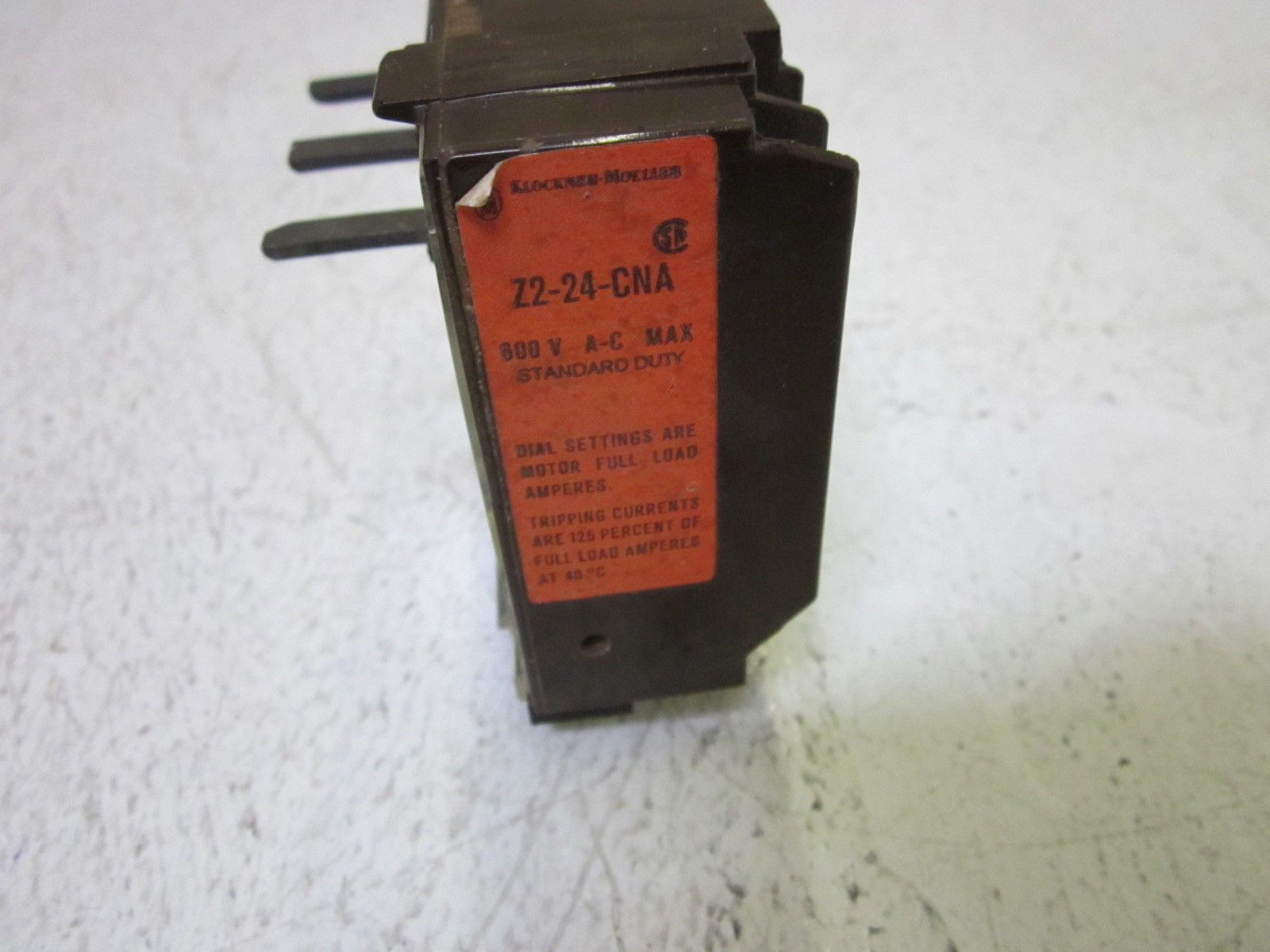 MOELLER Z2-24-CNA 600V OVERLOAD RELAY *USED*