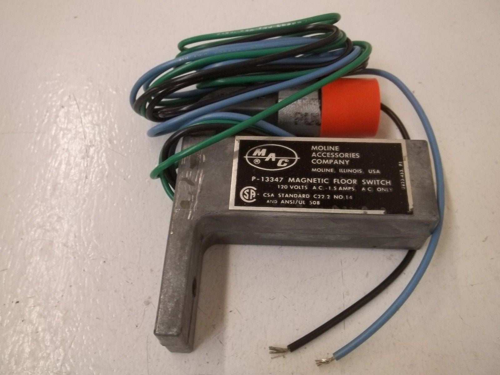 MOLINE ACCESSORIES COMPANY P13347 FLOOR SWITCH *NEW IN BOX