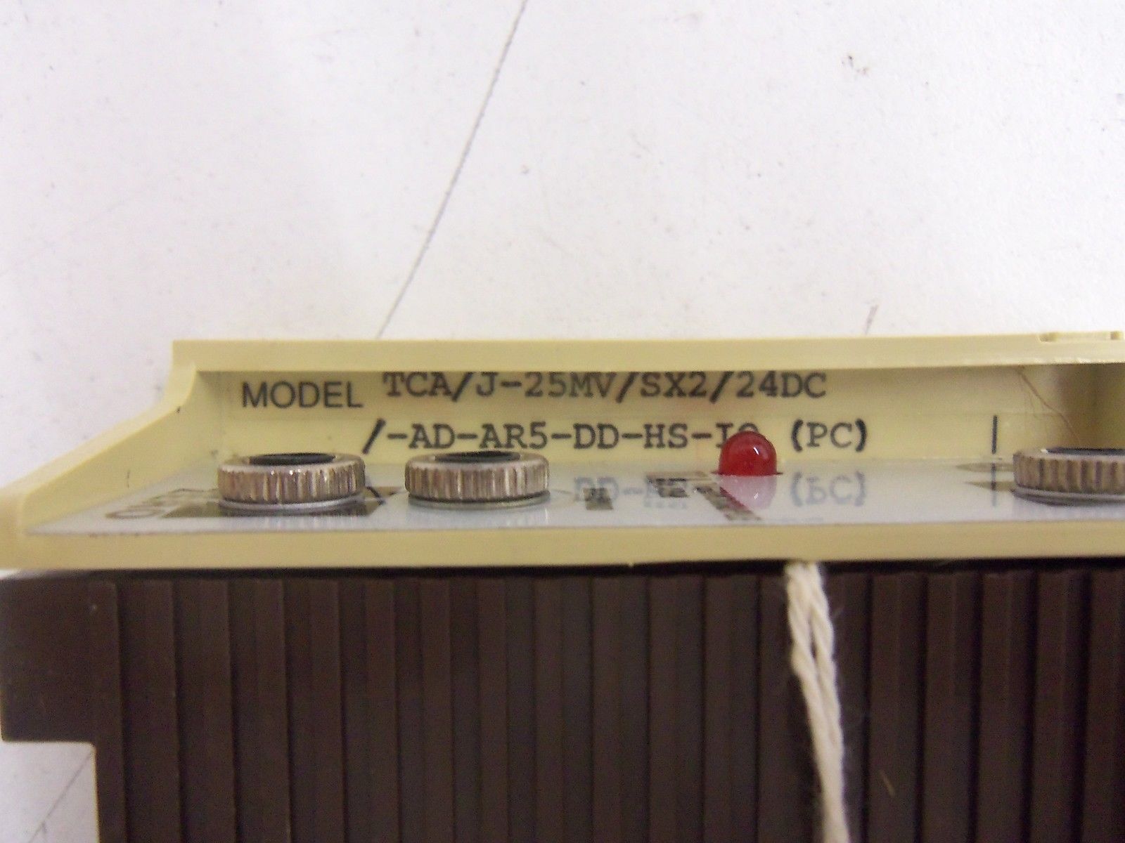 MOORE TCA/J-25MV/SX2/24DC/-AD-AR5-DD-HS-IO(PC) *USED*