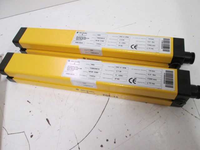 Allen Bradley 440LP4B0300N NSFP ** GENUINE ** AB 440L P4B0300N