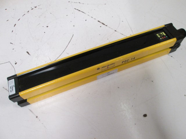 Allen Bradley 440LP4B0300N NSFP ** GENUINE ** AB 440L P4B0300N