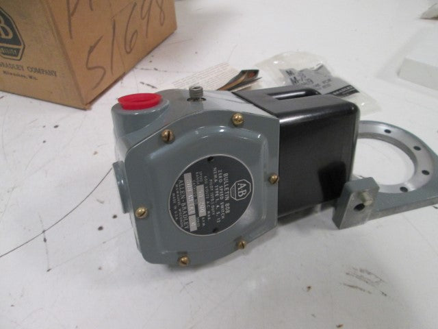 Allen Bradley 808CL1A1 NSFP ** GENUINE ** 808 CL1A1