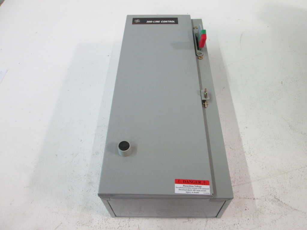General Electric CR308C105DGC NSFP **GENUINE**
