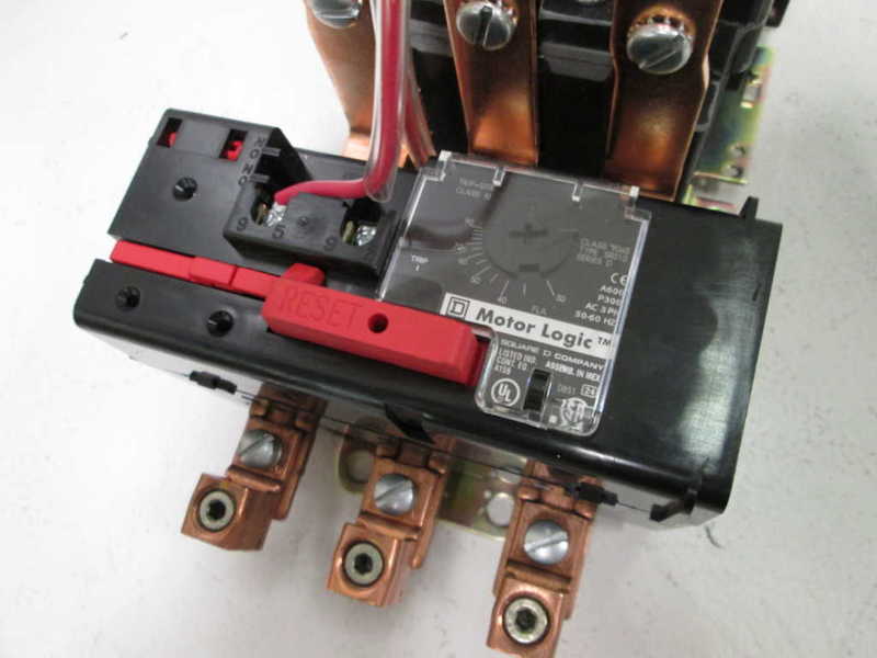 Square D 8536SEO1V02H10S NSFP ** GENUINE ** Schneider Telemecanique