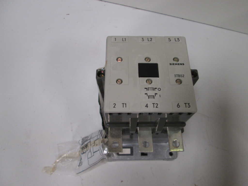 Siemens 3TB52170AQ0 NSFP **GENUINE** 3TB52 17 0AQ0 Furnas