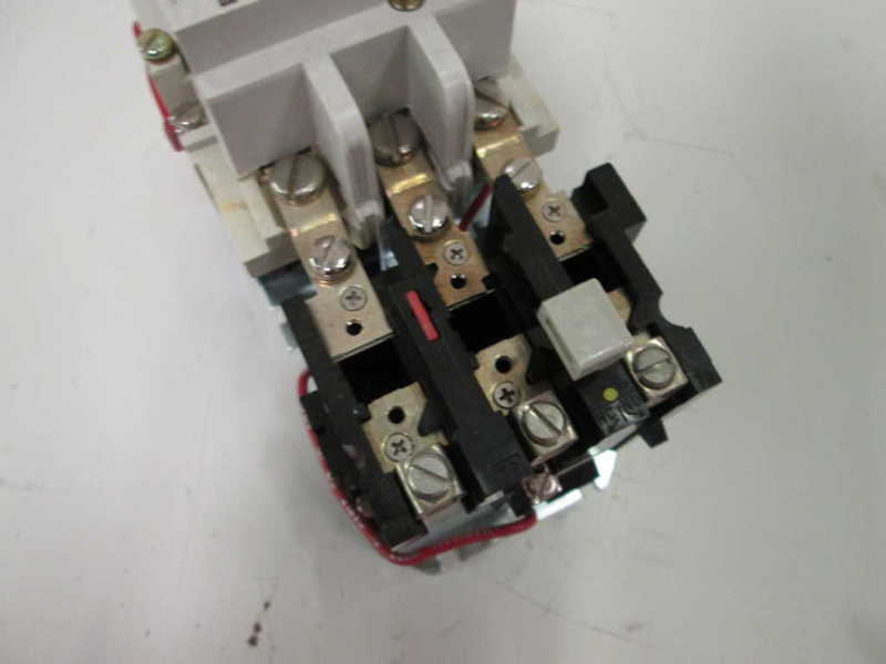 Cutler Hammer A200M2CAC NSNP * GENUINE * Westinghouse