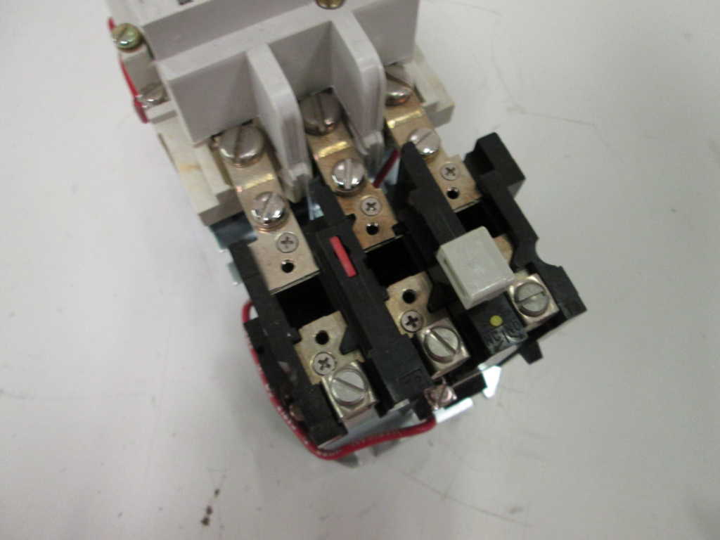 Cutler Hammer A200M2CAC NSNP **GENUINE** Westinghouse