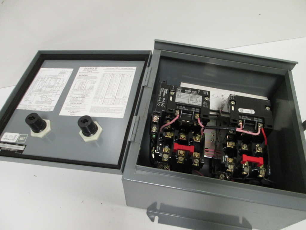 Square D 8810SCA2V02 NSNP **GENUINE** 8810 SCA2 V02 Schneider Telemecanique