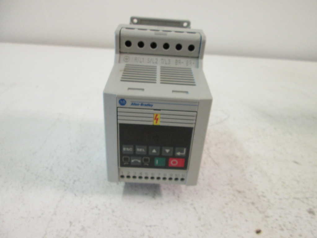Allen Bradley 160BA04NPS1P1 NSNP **GENUINE** AB 160 BA04NPS1P1