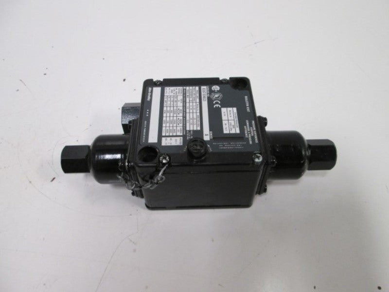 Allen Bradley 836TD462J NSNP * GENUINE * AB 836T D462J