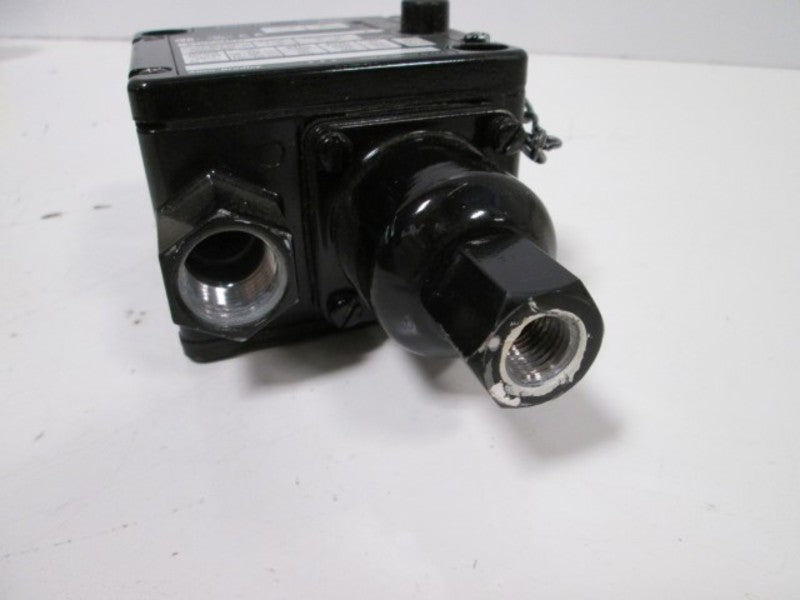 Allen Bradley 836TD462J NSNP * GENUINE * AB 836T D462J
