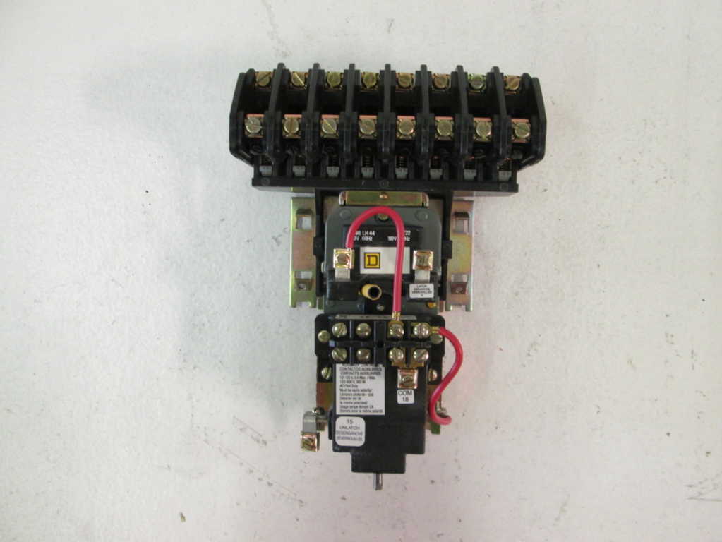 Square D 8903LXO80V0 NSFP **GENUINE** Schneider Telemecanique