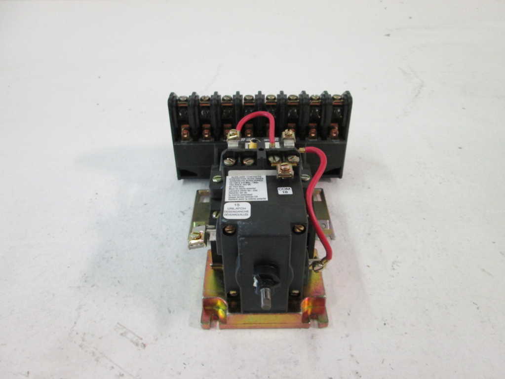 Square D 8903LXO80V0 NSFP **GENUINE** Schneider Telemecanique