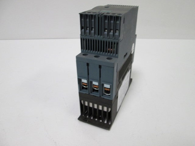 Siemens 3RW30371BB14 NSNP **GENUINE** Furnas