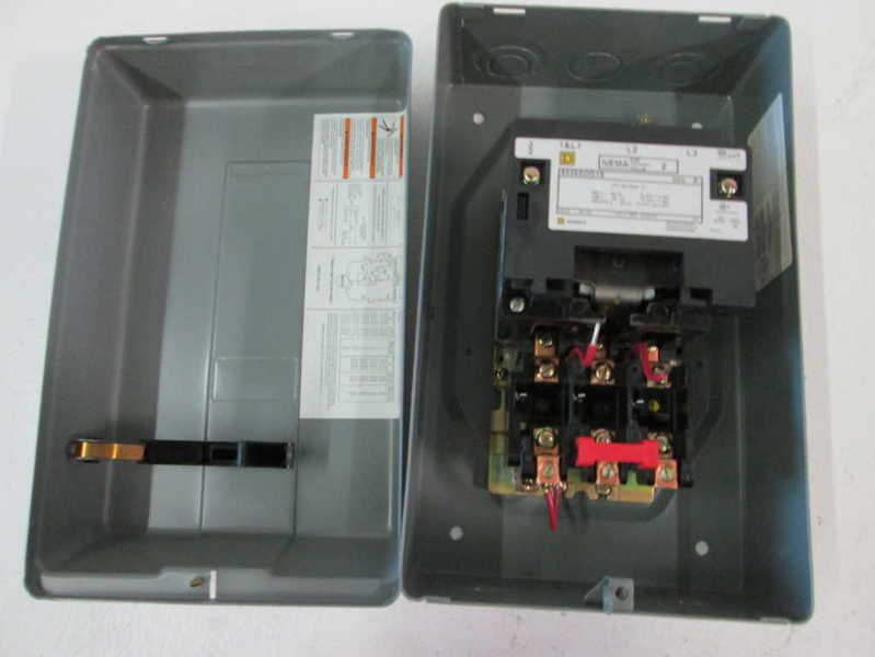 Square D 8536SDG1V02S NSFP ** GENUINE ** 8536 SDG1 V02S Schneider Telemecanique