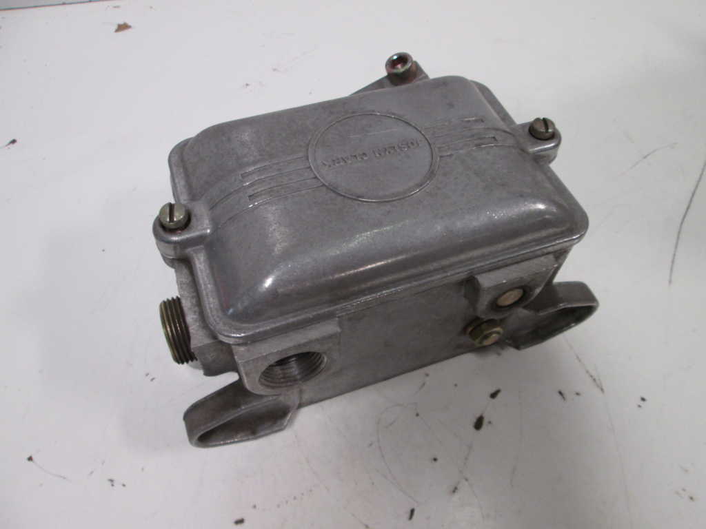 Joslyn Clark A10254268A1 NSFP * GENUINE * HLA 30