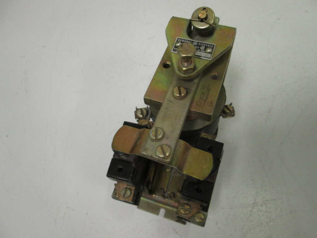 General Electric IC2820A100BB275 NSNP **GENUINE**