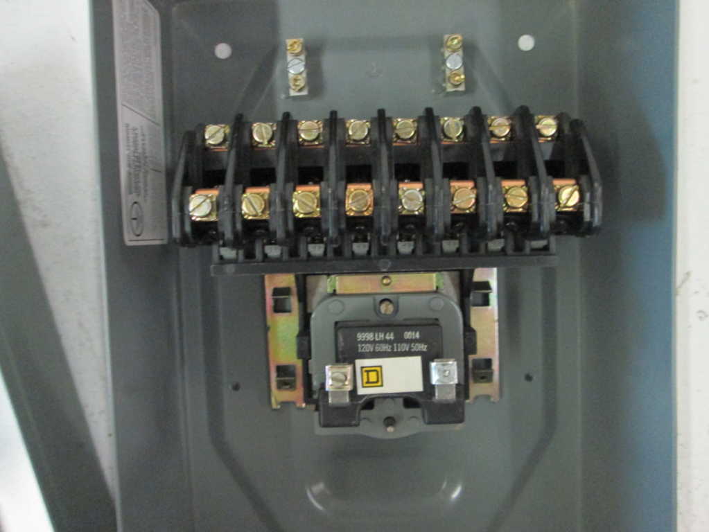 Square D 8903LG80V02 NSNP * GENUINE * Schneider Telemecanique