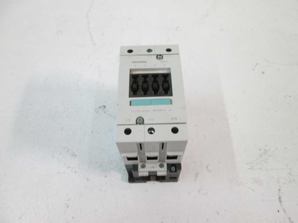 Siemens 3RT10461AR60 NSNP * GENUINE * Furnas