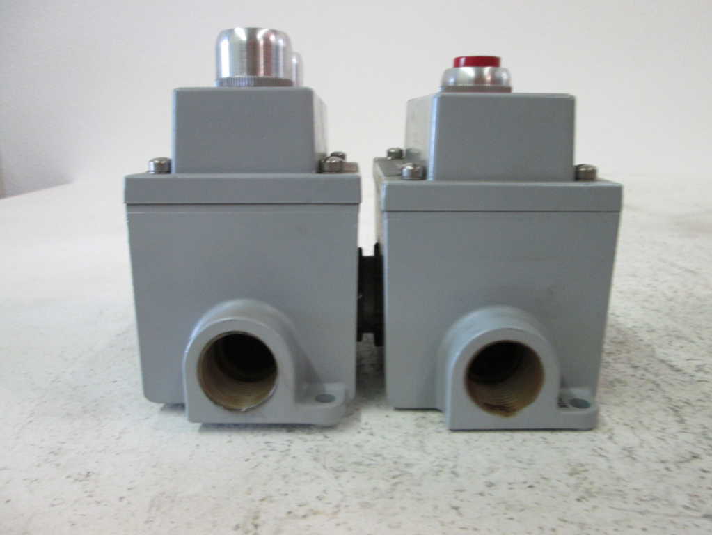 Allen Bradley 800H3HA7P NSNP * GENUINE * AB 800H 3HA7P