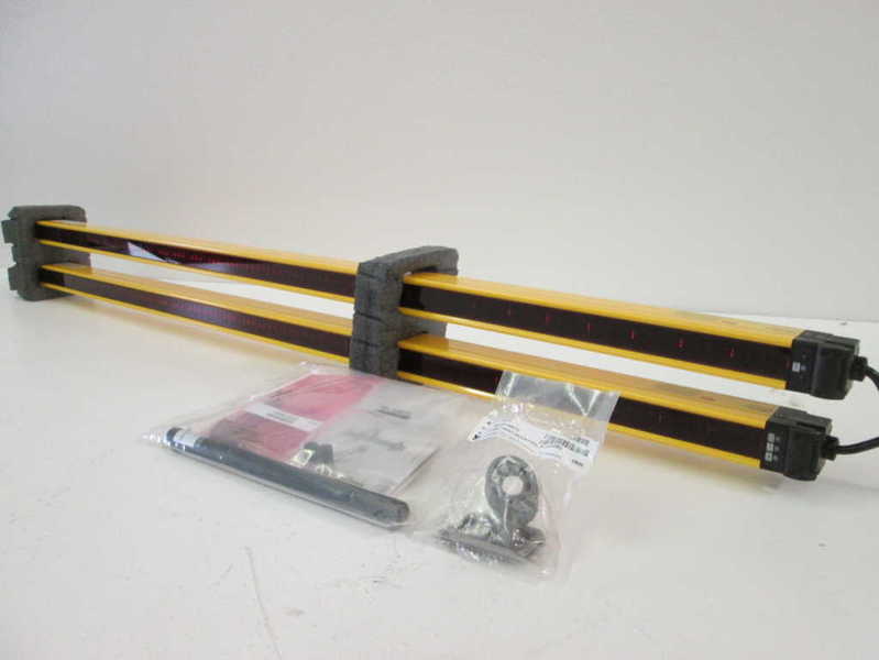 Omron MSF4800S201200 NSFP * GENUINE *