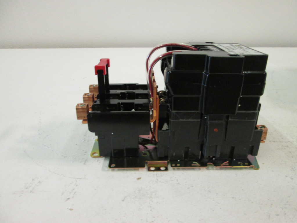 Square D 8536SEO1V02S NSFP **GENUINE** 8536 SEO1 V02S Schneider Telemecanique