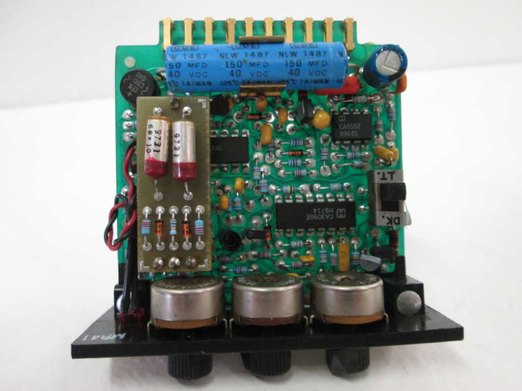 Allen Bradley 22DJ94000 NSNP * GENUINE * 22DJ9 4000