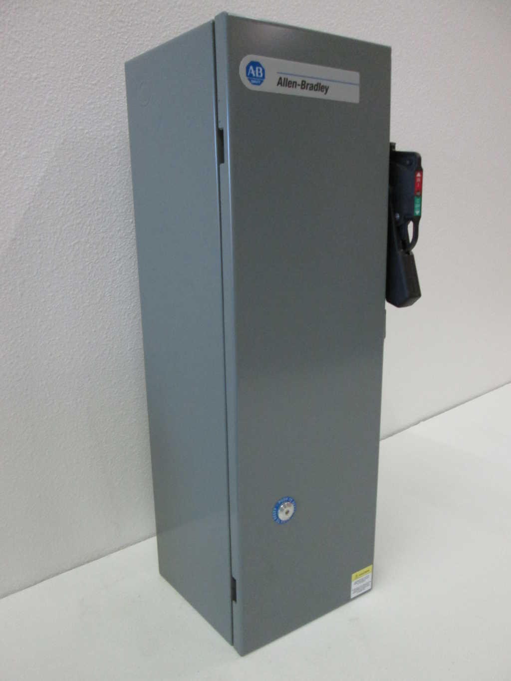 Allen Bradley 512CACD2125R NSFP **GENUINE** AB