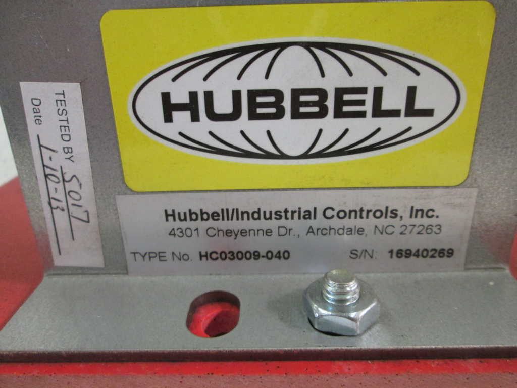 Hubbell HC03009040 NSNP **GENUINE**