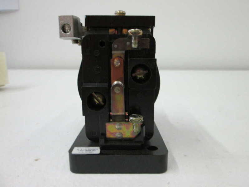 Allen Bradley 810A01A NSFP ** GENUINE ** AB 810 A01A