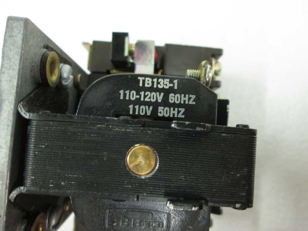 Joslyn Clark 713UPG76 NSFP * GENUINE * Sylvania