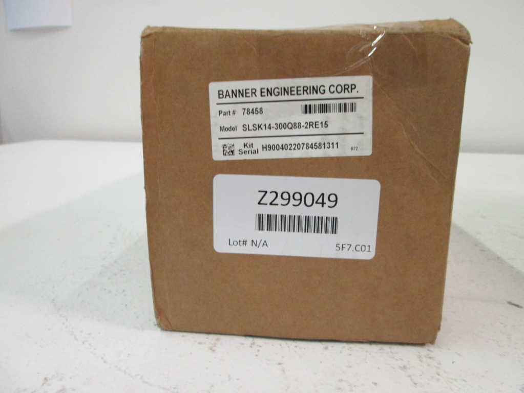 Banner Engineering SLSK14300Q882RE15 / 78458 NSFP **GENUINE**