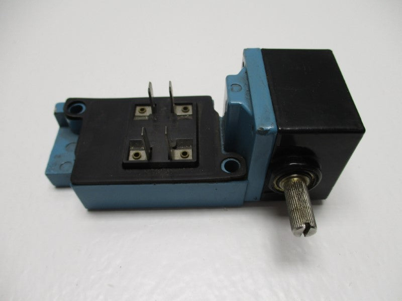 MICRO SWITCH LSA1A1 (AS PICTURED) UNMP