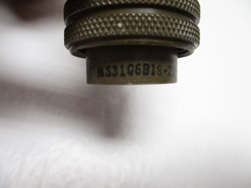 AMPHENOL MS3106B18-22P NSNP