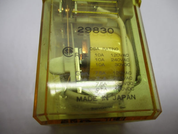IDEC RR3B-U RELAY 12VAC NSNP