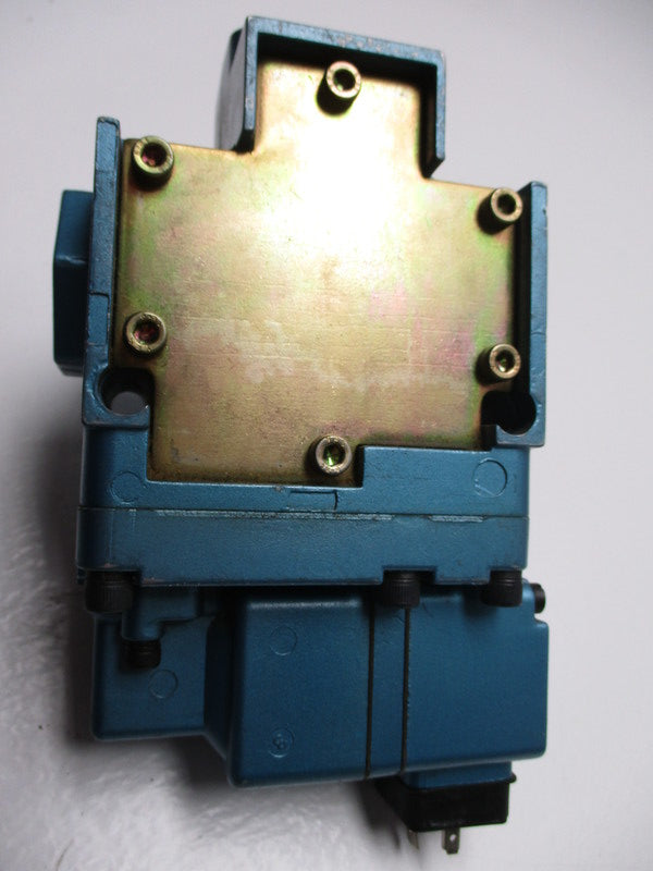 MAC 57D-32-521JJ 150PSI UNMP