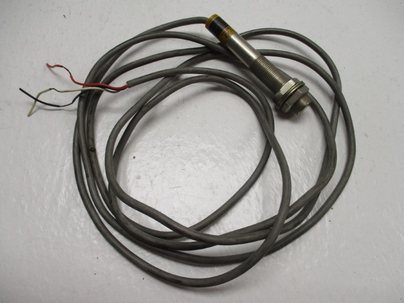 OMRON TL-X2 UNMP